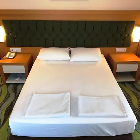 Forest Park Otel Kemer